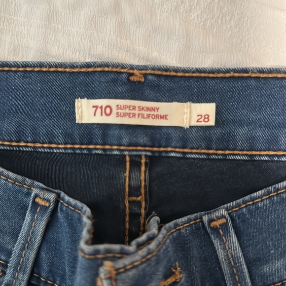 Levis 710 Super Skinny Jean - Picture 3 of 12